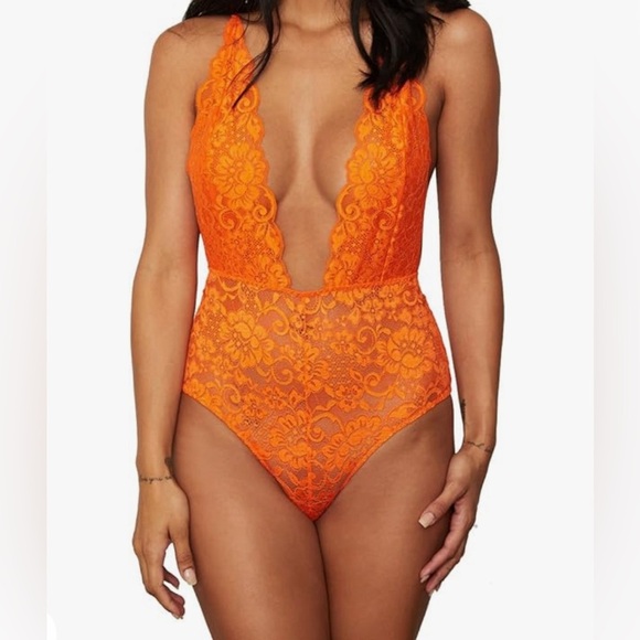 HAH Tops - NWT HAH Comin in HAHt Lace Bodysuit M